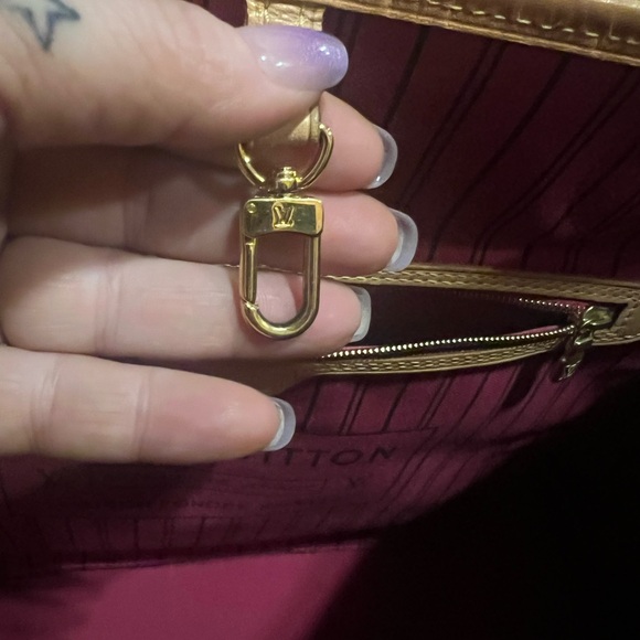 Louis Vuitton Neverfull GM Monogram - Picture 7 of 16